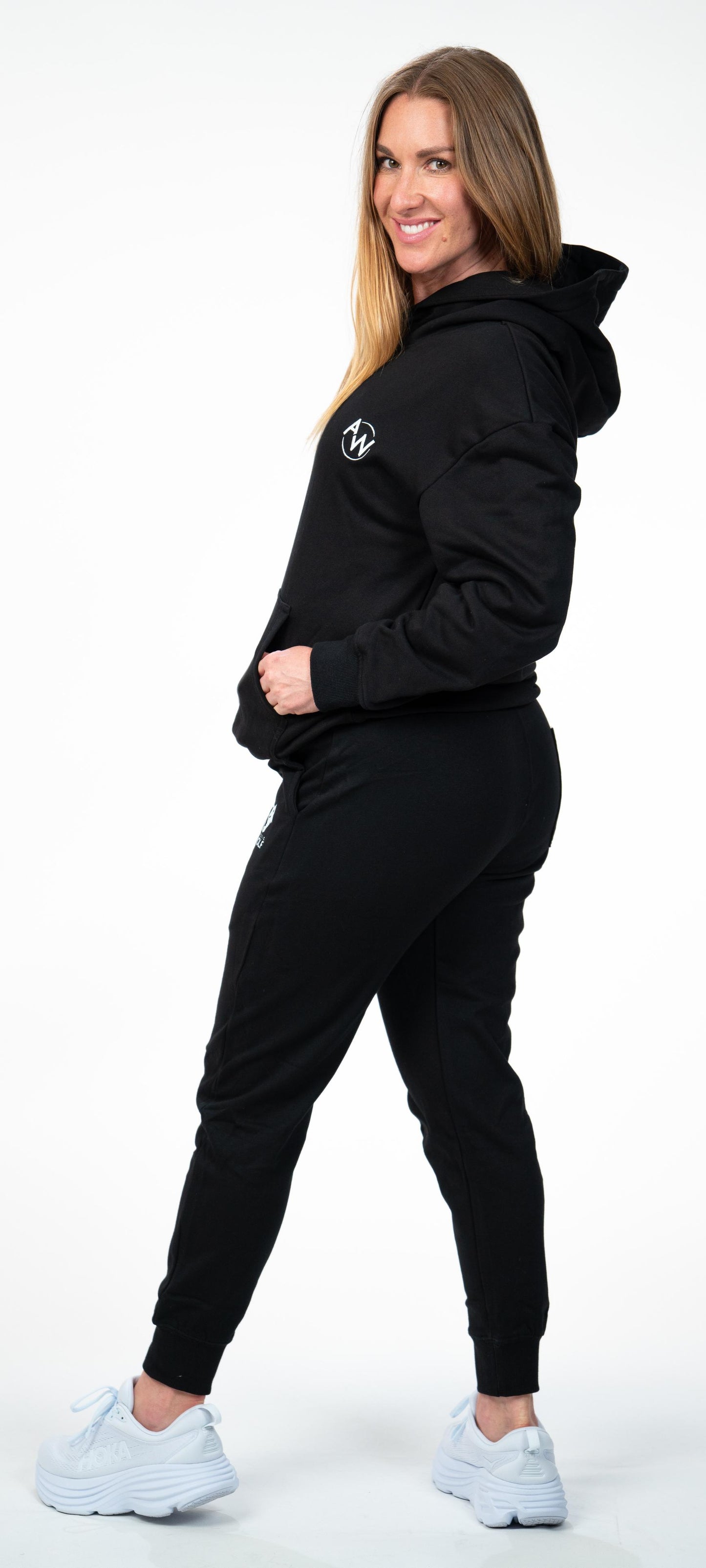 Essential Joggers - Black